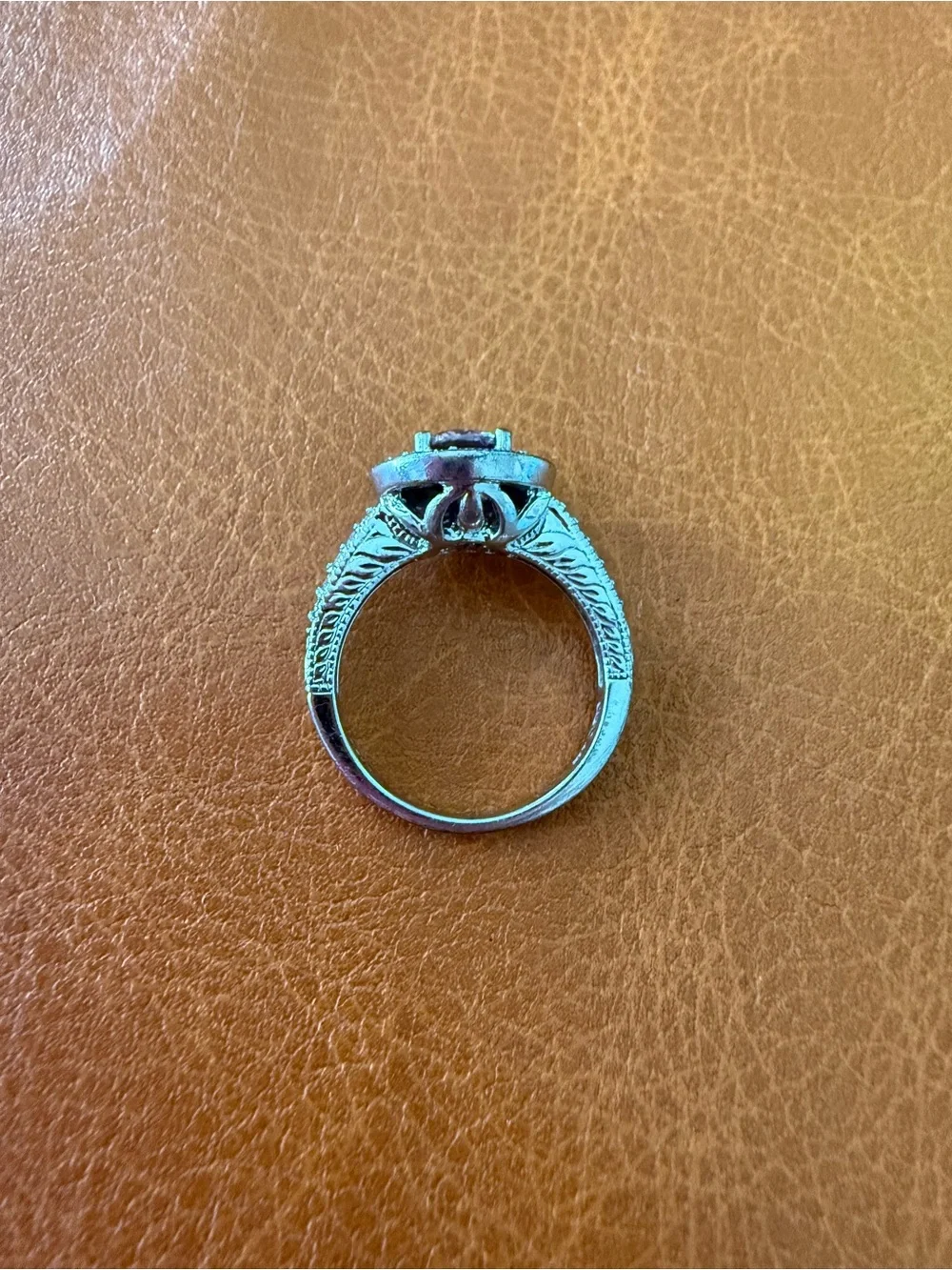 925 Sterling Silver Round Ring - size 7